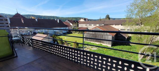 Appartement F3 à vendre - 3 pièces - 92.0 m2 - MOUTHE - 25 - FRANCHE-COMTE - Century 21 Avenir Immobilier Appartement F3 à vendre - 3 pièces - 92.0 m2 - MOUTHE - 25 - FRANCHE-COMTE - Century 21 Avenir Immobilier