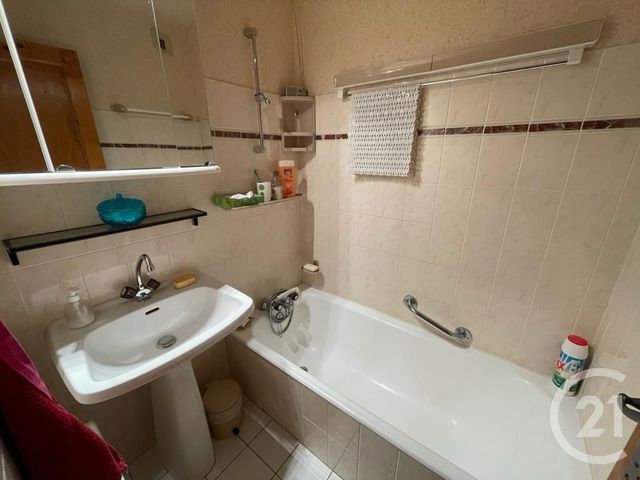 Afficher la photo en grand Appartement à vendre - 2 pièces - 34.4 m2 - LES HOPITAUX NEUFS - 25 - FRANCHE-COMTE - Century 21 Avenir Immobilier