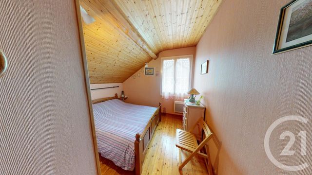 Afficher la photo en grand Appartement F4 à vendre - 4 pièces - 66.59 m2 - MONTPERREUX - 25 - FRANCHE-COMTE - Century 21 Avenir Immobilier