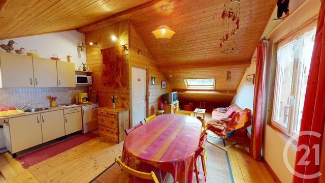 Afficher la photo en grand Appartement F4 à vendre - 4 pièces - 66.59 m2 - MONTPERREUX - 25 - FRANCHE-COMTE - Century 21 Avenir Immobilier