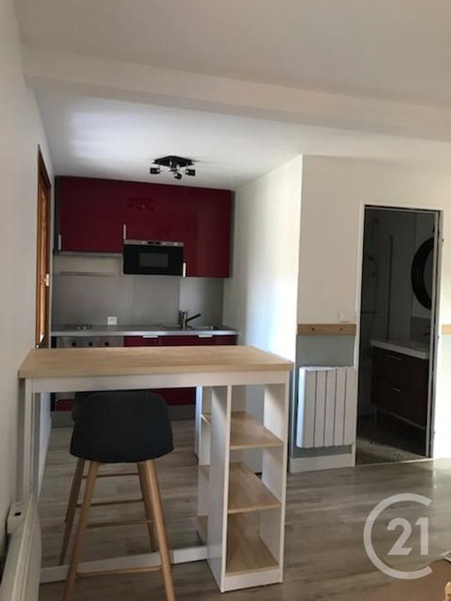 Appartement F2 à louer - 2 pièces - 31.4 m2 - ROCHEJEAN - 25 - FRANCHE-COMTE - Century 21 Avenir Immobilier