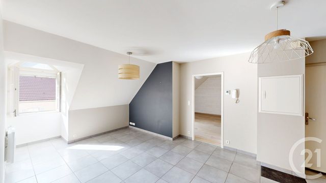 Appartement F2 à vendre - 2 pièces - 52.84 m2 - MOUTHE - 25 - FRANCHE-COMTE - Century 21 Avenir Immobilier