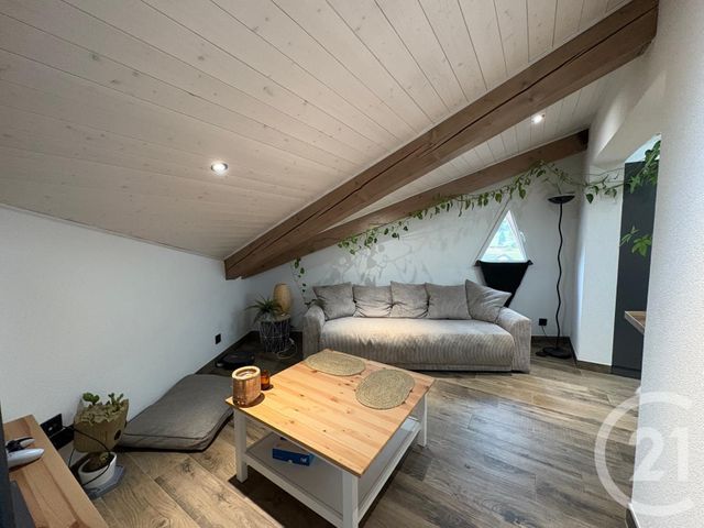 Appartement F2 à louer - 2 pièces - 44.26 m2 - ROCHEJEAN - 25 - FRANCHE-COMTE - Century 21 Avenir Immobilier