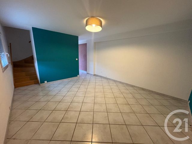 Appartement F3 à louer - 3 pièces - 53.86 m2 - LES HOPITAUX VIEUX - 25 - FRANCHE-COMTE - Century 21 Avenir Immobilier
