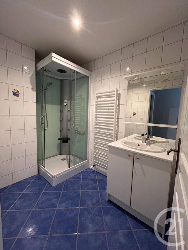 Appartement F2 à louer - 2 pièces - 48.0 m2 - MOUTHE - 25 - FRANCHE-COMTE - Century 21 Avenir Immobilier