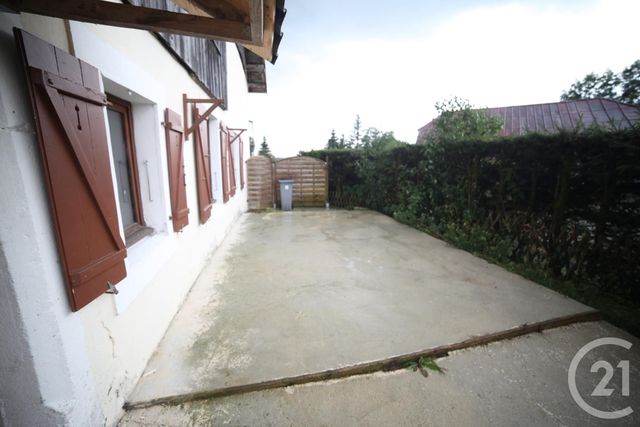 Appartement F4 à louer - 4 pièces - 91.66 m2 - LONGEVILLES MONT D OR - 25 - FRANCHE-COMTE - Century 21 Avenir Immobilier