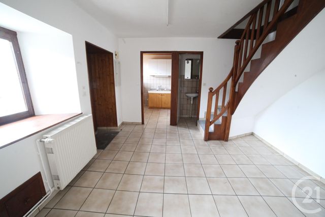 Appartement F4 à louer - 4 pièces - 91.66 m2 - LONGEVILLES MONT D OR - 25 - FRANCHE-COMTE - Century 21 Avenir Immobilier