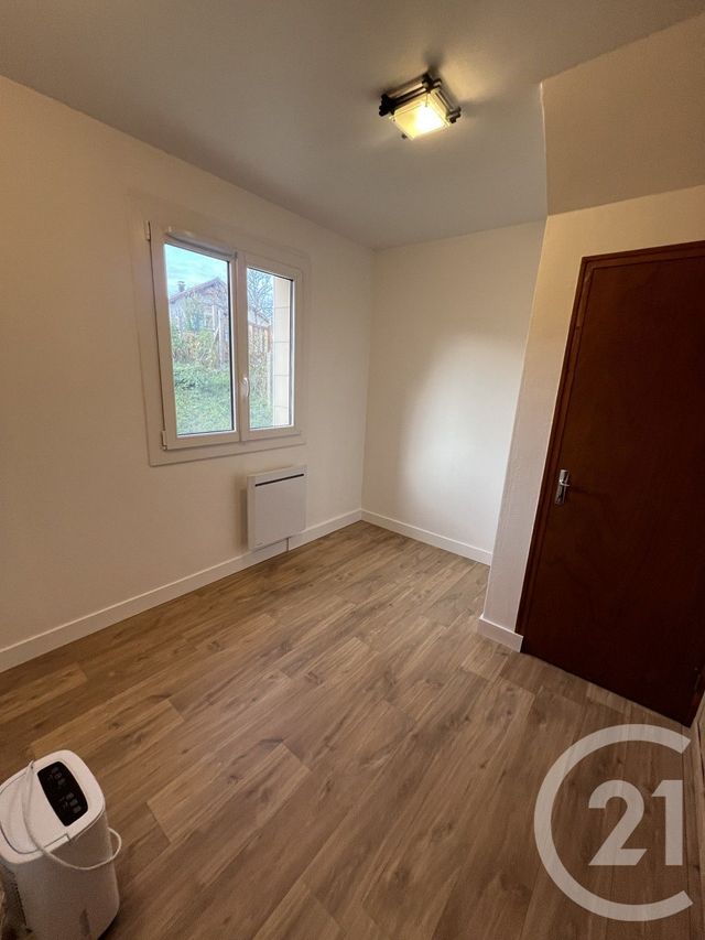 Appartement F2 bis à louer - 2 pièces - 50.72 m2 - ST POINT LAC - 25 - FRANCHE-COMTE - Century 21 Avenir Immobilier