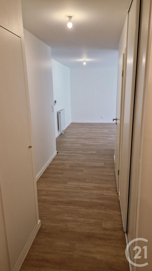 Appartement F3 à louer - 3 pièces - 71.3 m2 - LES HOPITAUX NEUFS - 25 - FRANCHE-COMTE - Century 21 Avenir Immobilier
