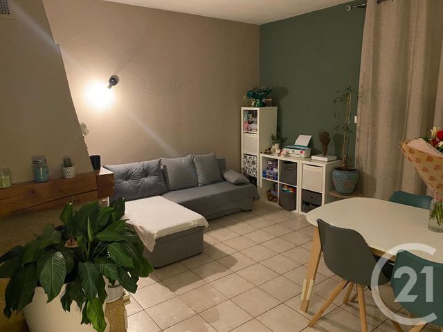 Appartement F4 à louer - 4 pièces - 108.0 m2 - LES GRANGETTES - 25 - FRANCHE-COMTE - Century 21 Avenir Immobilier