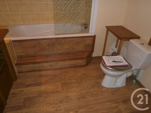 Appartement F4 à louer - 4 pièces - 108.0 m2 - LES GRANGETTES - 25 - FRANCHE-COMTE - Century 21 Avenir Immobilier