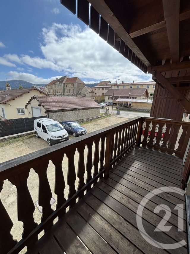 Appartement F1 bis à vendre - 2 pièces - 24.0 m2 - ROCHEJEAN - 25 - FRANCHE-COMTE - Century 21 Avenir Immobilier