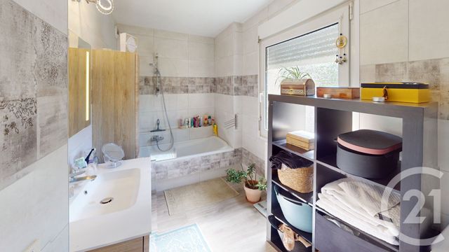 Appartement F3 à vendre - 3 pièces - 73.34 m2 - LABERGEMENT STE MARIE - 25 - FRANCHE-COMTE - Century 21 Avenir Immobilier