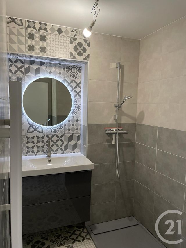 Appartement F2 à louer - 2 pièces - 33.9 m2 - LONGEVILLES MONT D OR - 25 - FRANCHE-COMTE - Century 21 Avenir Immobilier