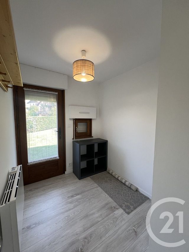 Appartement F2 à louer - 2 pièces - 33.9 m2 - LONGEVILLES MONT D OR - 25 - FRANCHE-COMTE - Century 21 Avenir Immobilier