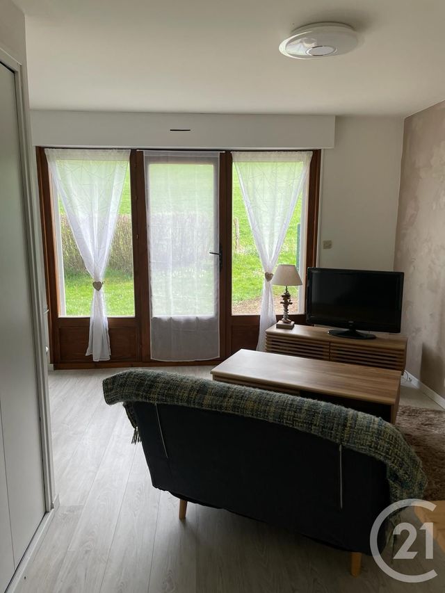 Appartement F2 à louer - 2 pièces - 33.9 m2 - LONGEVILLES MONT D OR - 25 - FRANCHE-COMTE - Century 21 Avenir Immobilier