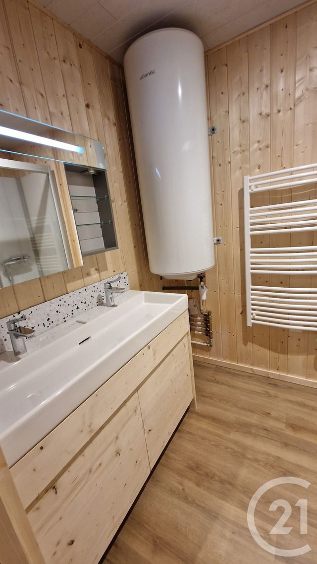Appartement F3 à louer - 3 pièces - 100.0 m2 - REMORAY BOUJEONS - 25 - FRANCHE-COMTE - Century 21 Avenir Immobilier