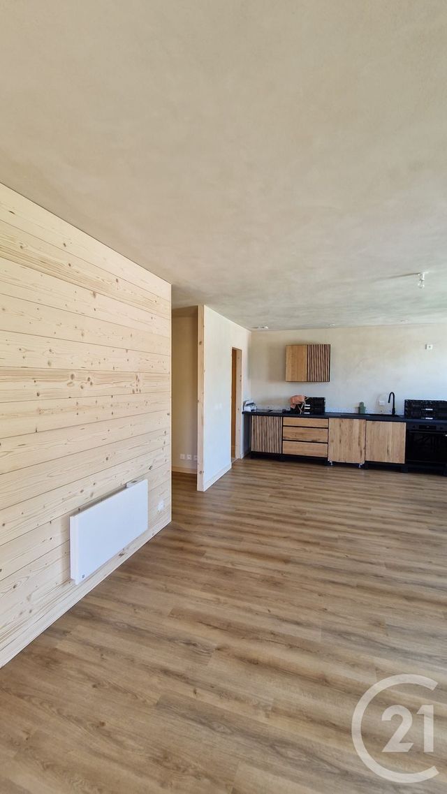 Appartement F3 à louer - 3 pièces - 100.0 m2 - REMORAY BOUJEONS - 25 - FRANCHE-COMTE - Century 21 Avenir Immobilier