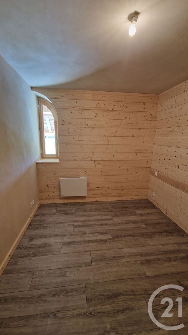 Appartement F3 à louer - 3 pièces - 100.0 m2 - REMORAY BOUJEONS - 25 - FRANCHE-COMTE - Century 21 Avenir Immobilier