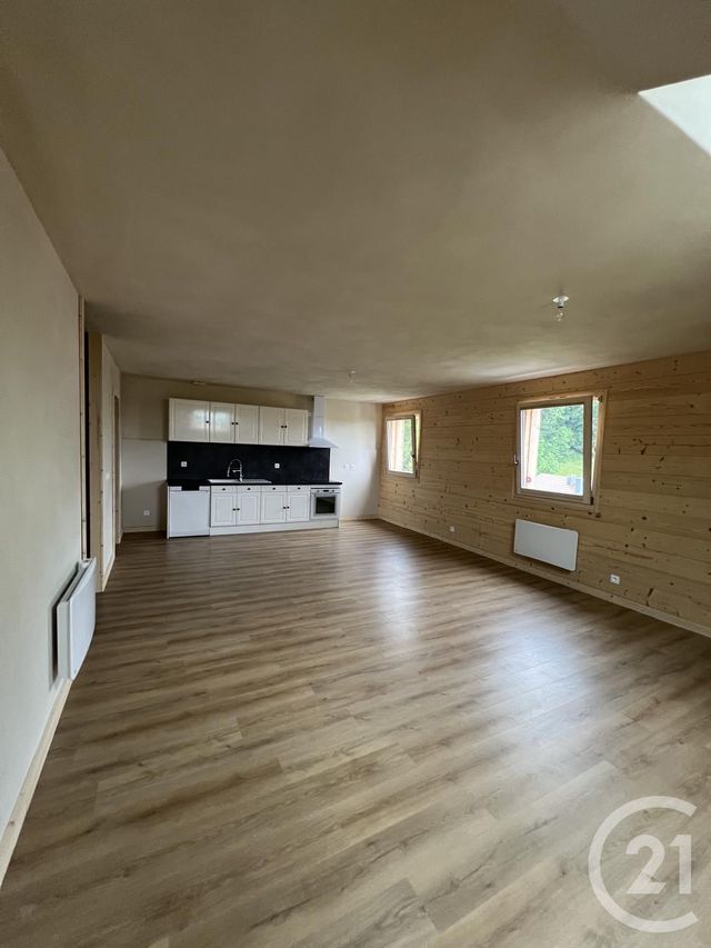 Appartement F3 bis à louer - 3 pièces - 100.0 m2 - REMORAY BOUJEONS - 25 - FRANCHE-COMTE - Century 21 Avenir Immobilier