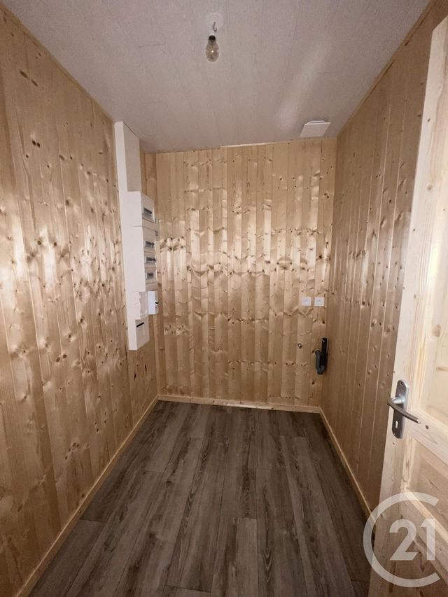 Appartement F3 bis à louer - 3 pièces - 100.0 m2 - REMORAY BOUJEONS - 25 - FRANCHE-COMTE - Century 21 Avenir Immobilier