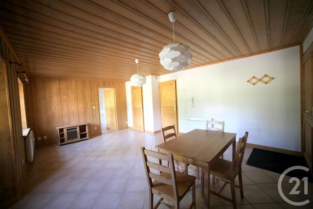 Appartement F2 à louer - 2 pièces - 38.98 m2 - ROCHEJEAN - 25 - FRANCHE-COMTE - Century 21 Avenir Immobilier