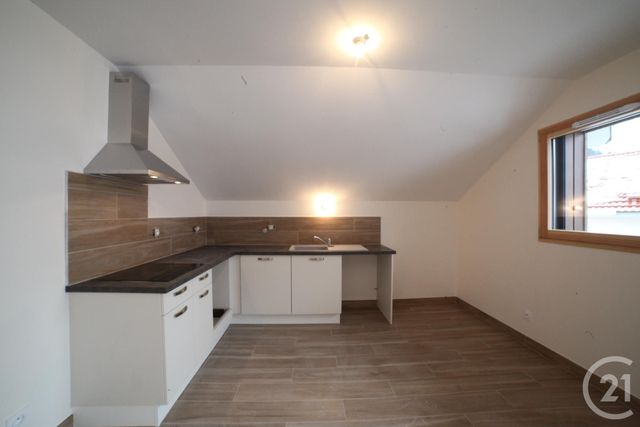 Appartement F3 à louer - 3 pièces - 59.24 m2 - MONTPERREUX - 25 - FRANCHE-COMTE - Century 21 Avenir Immobilier