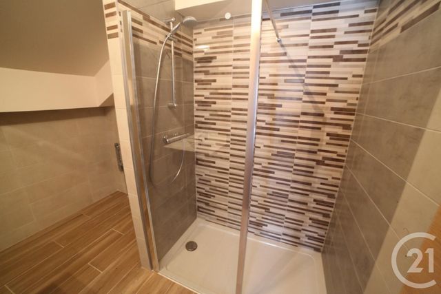 Appartement F3 à louer - 3 pièces - 59.24 m2 - MONTPERREUX - 25 - FRANCHE-COMTE - Century 21 Avenir Immobilier