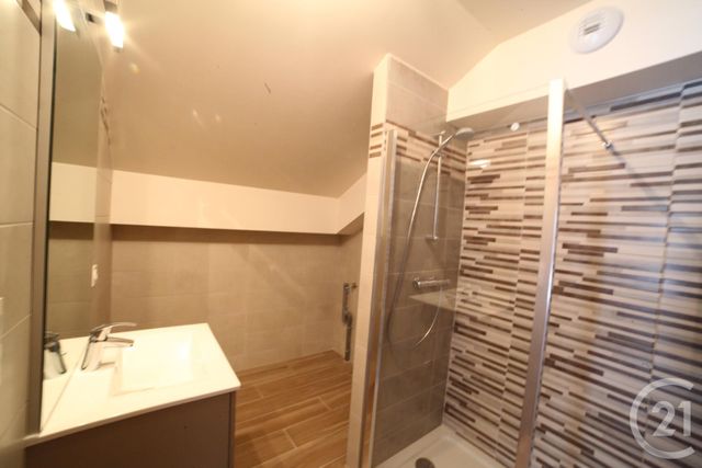 Appartement F3 à louer - 3 pièces - 59.24 m2 - MONTPERREUX - 25 - FRANCHE-COMTE - Century 21 Avenir Immobilier