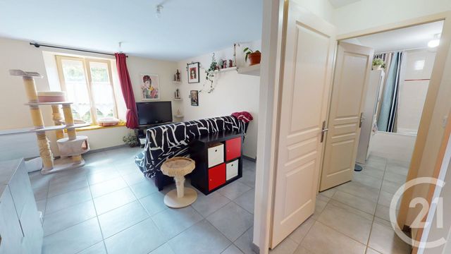 Appartement F3 à vendre MOUTHE