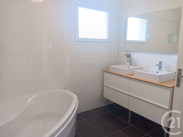 maison à vendre - 6 pièces - 140.95 m2 - LONGEVILLES MONT D OR - 25 - FRANCHE-COMTE - Century 21 Avenir Immobilier