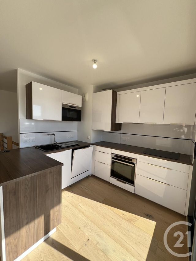 Appartement F3 à louer - 3 pièces - 69.7 m2 - LABERGEMENT STE MARIE - 25 - FRANCHE-COMTE - Century 21 Avenir Immobilier